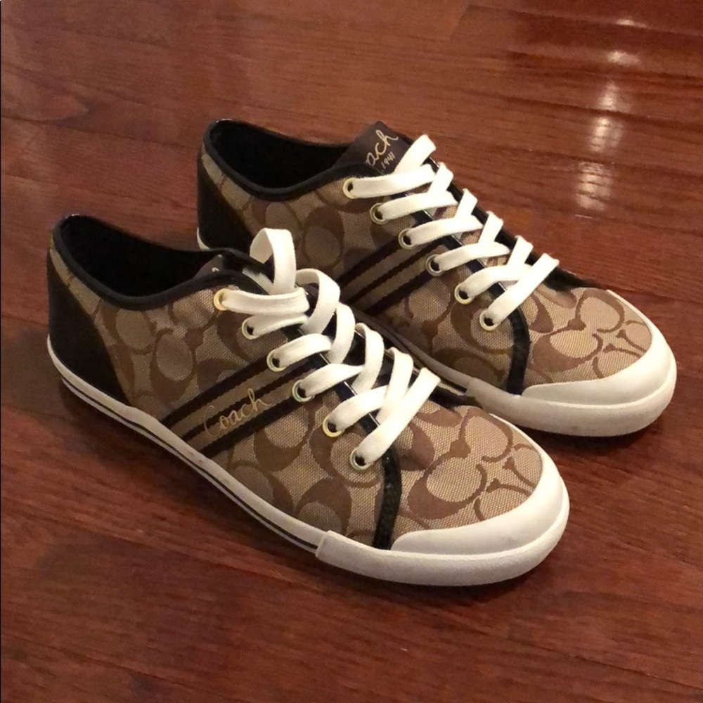 Women’s Coach Sneaker - Size 8